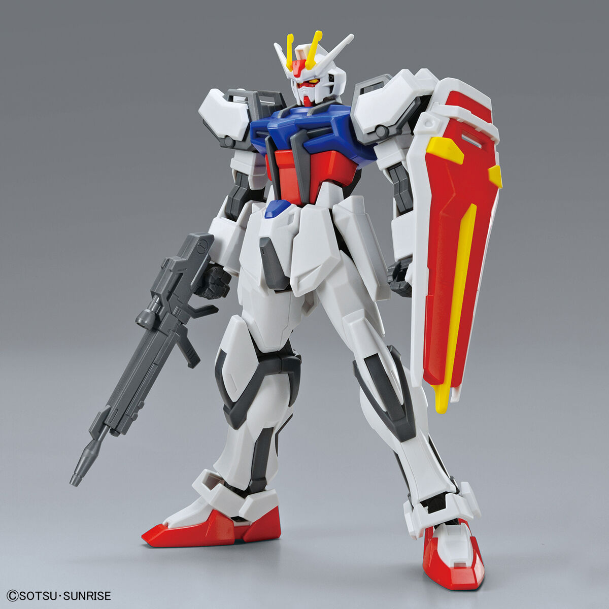 EG 1/144 Strike Gundam